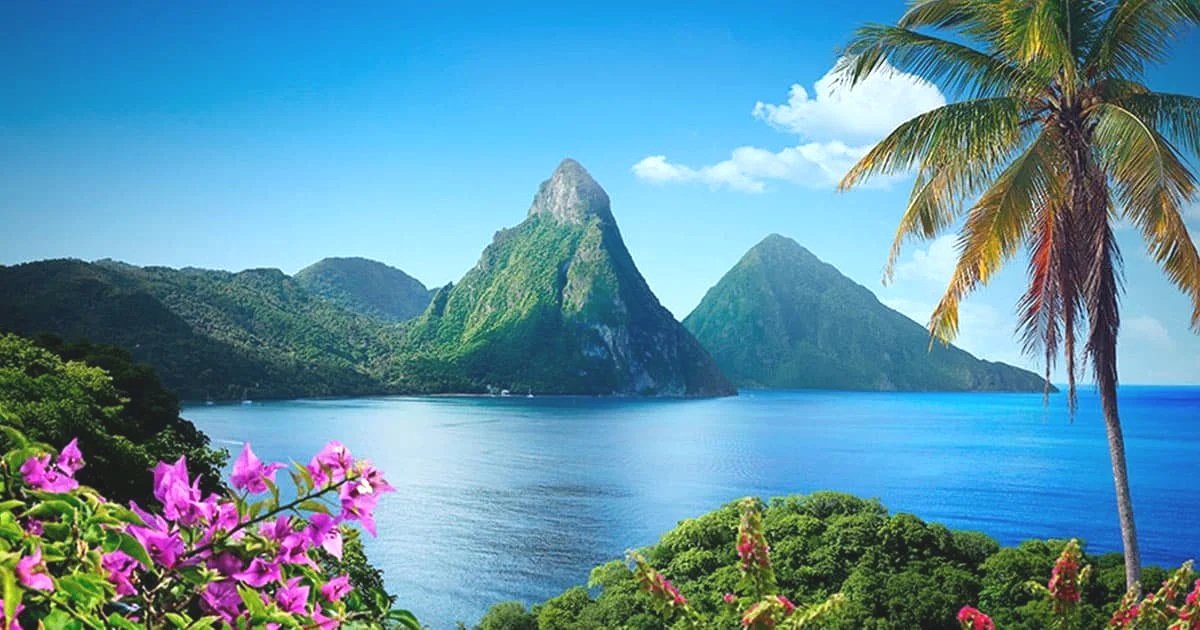 Views along Windward & Leeward Islands