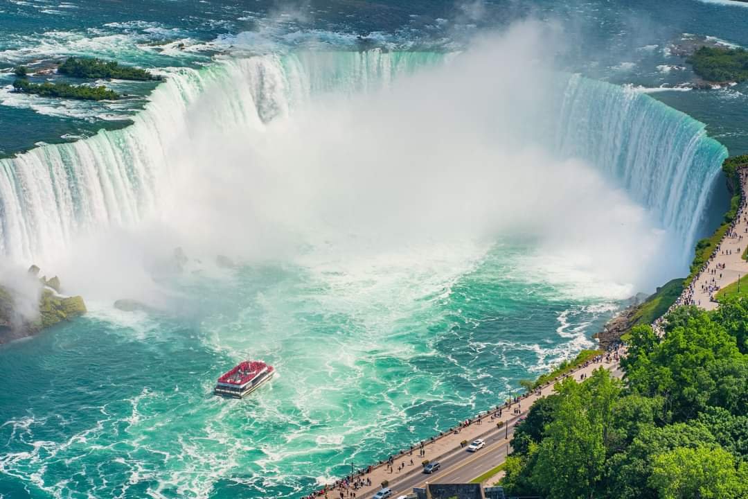 Views along Canadian Sunset